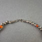 Ethno Halskette mit Karneol und Metallperlen – Ausdrucksstarke Farbtöne