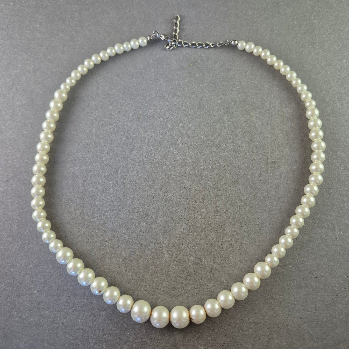 Klassische Perlen Halskette - Zeitlose Eleganz