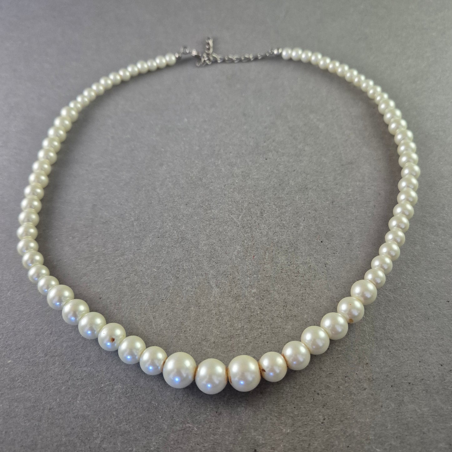 Klassische Perlen Halskette - Zeitlose Eleganz