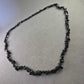 Kleine schwarze Kristall-Halskette im Natur-Look