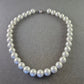 Elegante Perlenkette mit Rhodium-Verschluss
