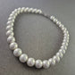 Elegante Perlenkette mit Rhodium-Verschluss