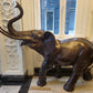 Große Schwere Fein gearbeitete Bronze Skulptur Elefant mit Stoßzähnen ca. 120kg