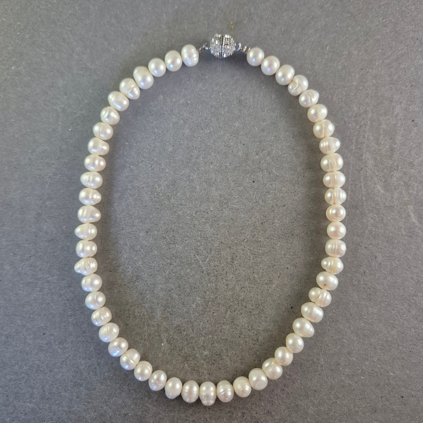 Klassische Perlen Halskette – Eleganter Schmuck für zeitlose Auftritte