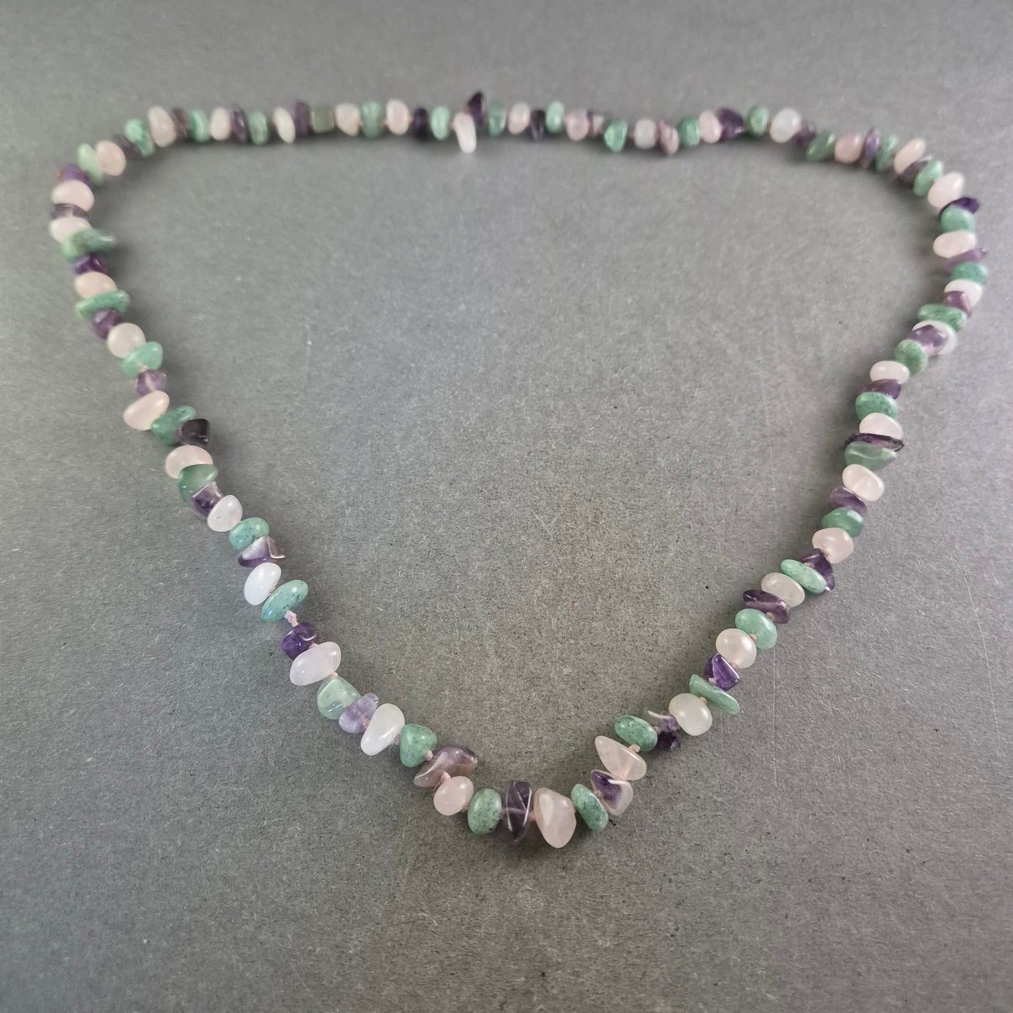 Edelstein Halskette mit Splittern – Aventurin, Rosenquarz & Amethyst