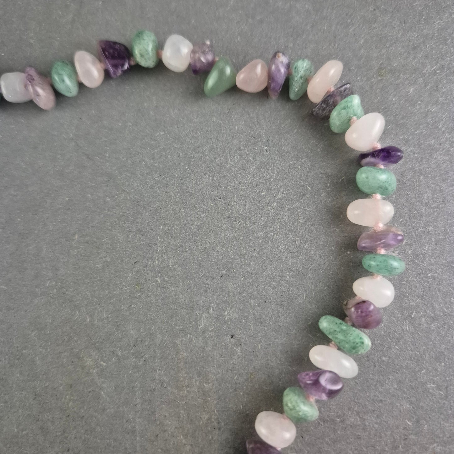 Edelstein Halskette mit Splittern – Aventurin, Rosenquarz & Amethyst