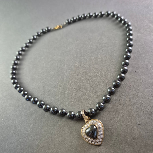 Elegante Hämatit Damen Kette mit Herzanhänger