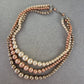 Mehrreihige Perlenkette in Bronze und Cremetönen Eleganter Farbverlauf