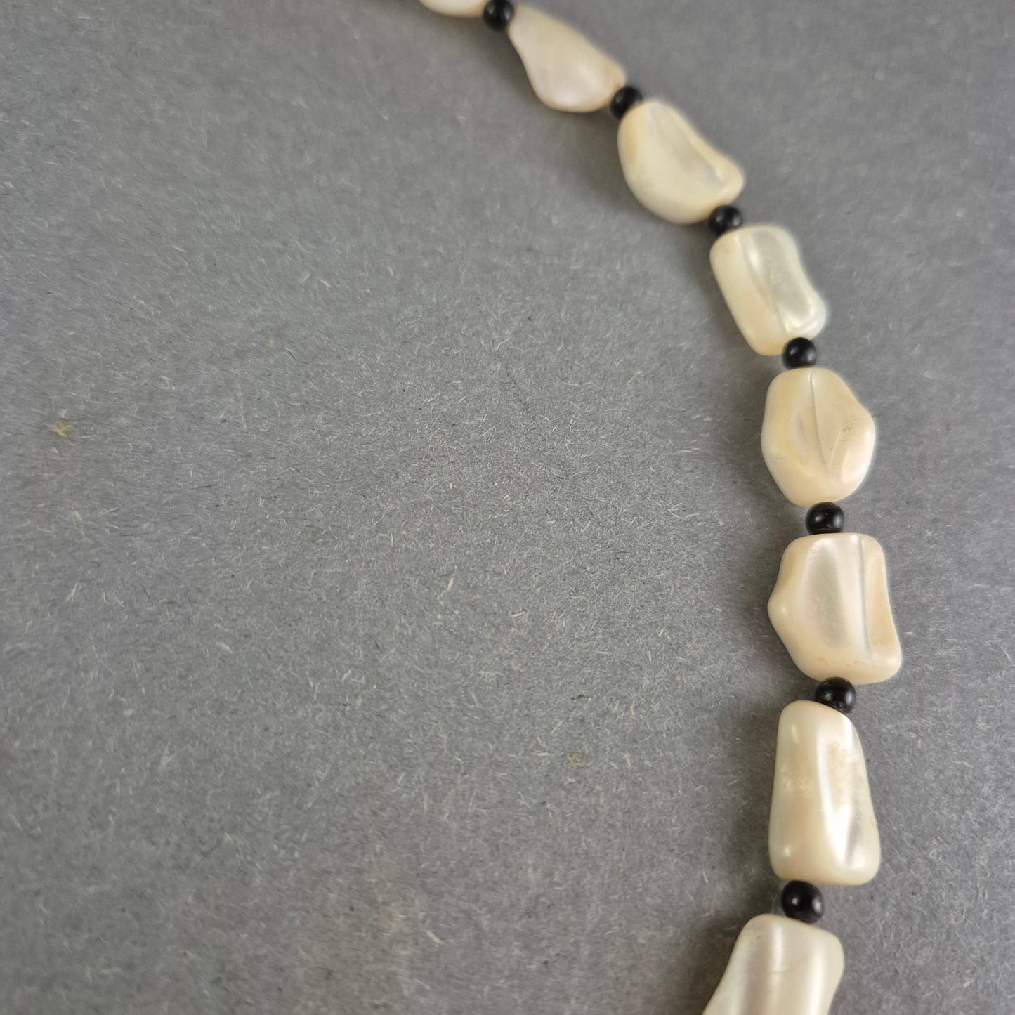 Naturschmuck Halskette mit Muschelanhänger – Maritimer Boho-Stil