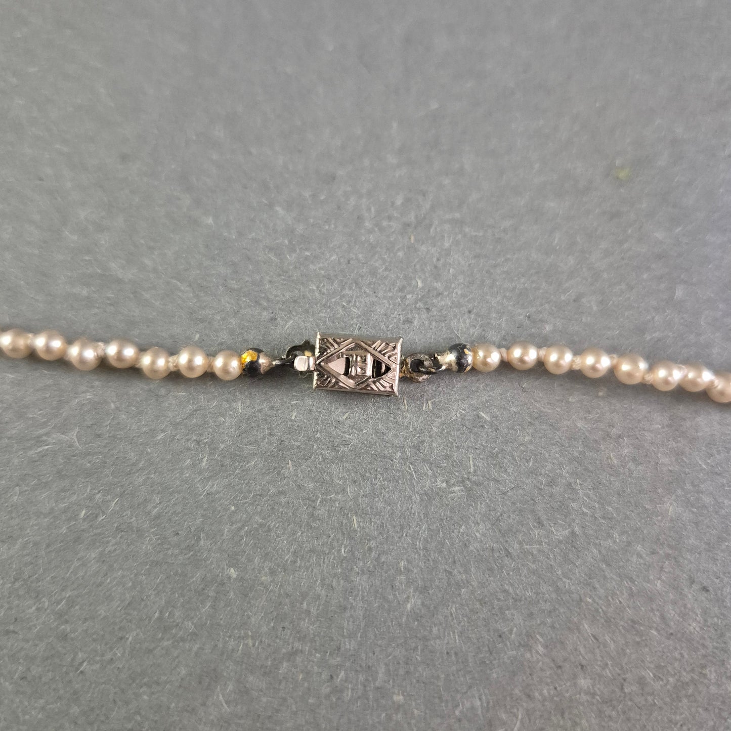 Feine Perlenkette mit Silberverschluss – Klassische Eleganz in Creme