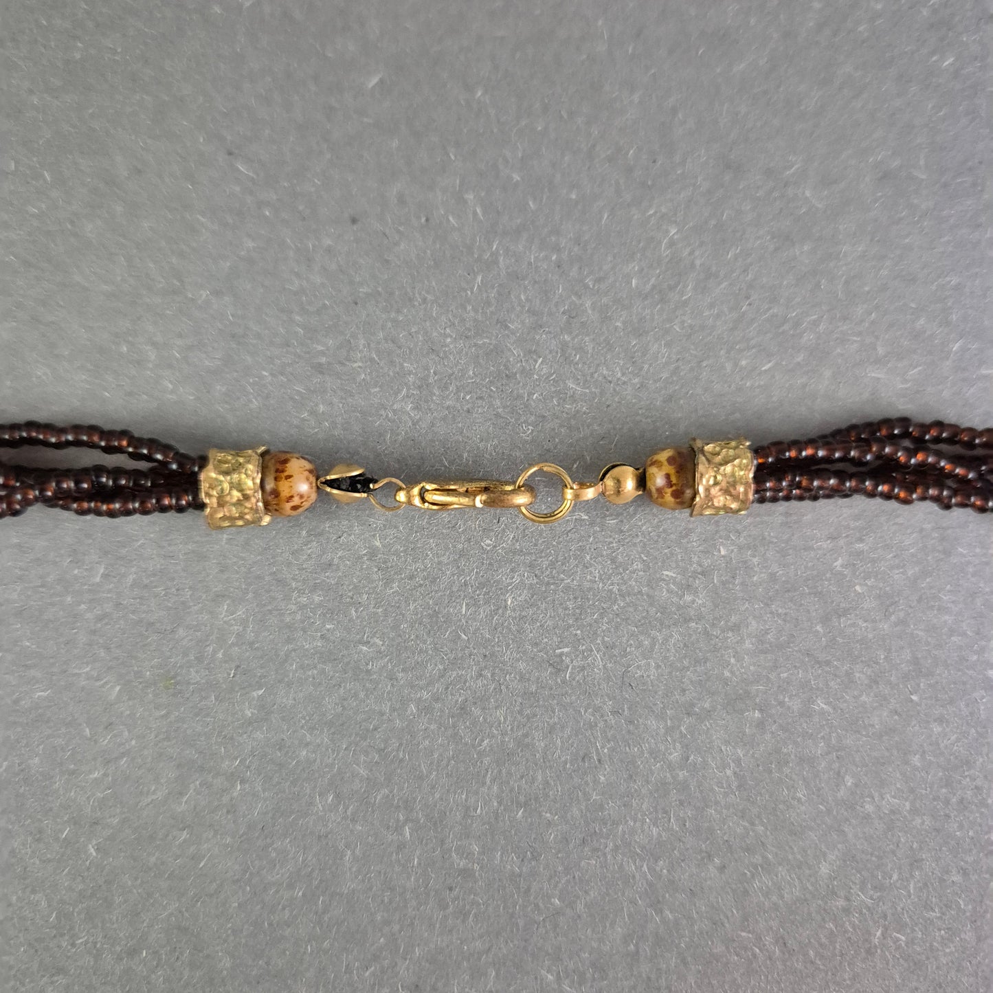 Exotische Damen Kette mit Perlen und Anhängern – Ethno Stil