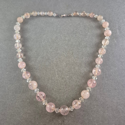 Damen Kette mit Rosenquarz und Kristallperlen – Zart und feminin
