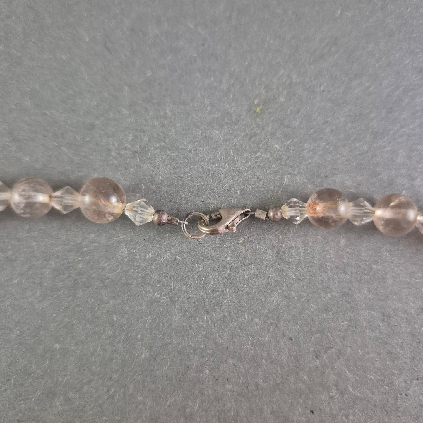 Damen Kette mit Rosenquarz und Kristallperlen – Zart und feminin