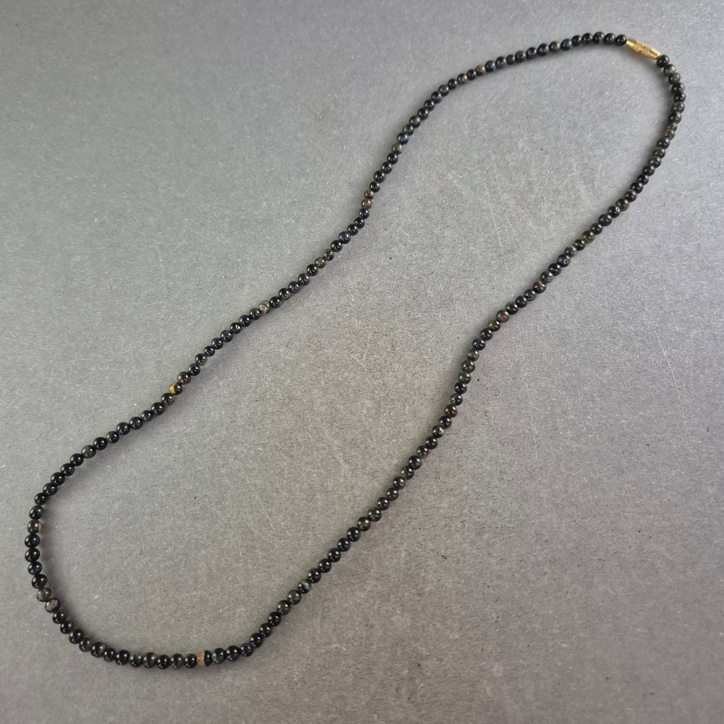 Damen Kette mit schwarzen Perlen – Schlicht und edel