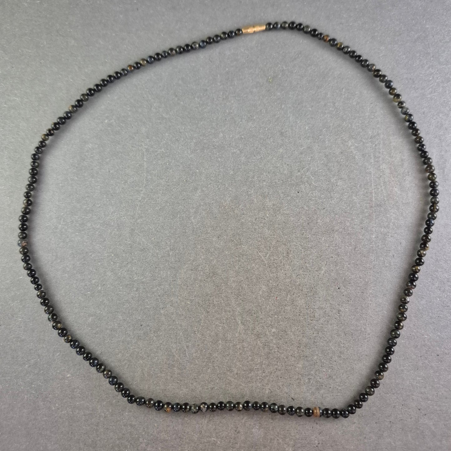 Damen Kette mit schwarzen Perlen – Schlicht und edel