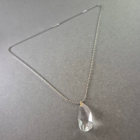 Damen Kette mit großem Kristallanhänger – Zeitlos und edel