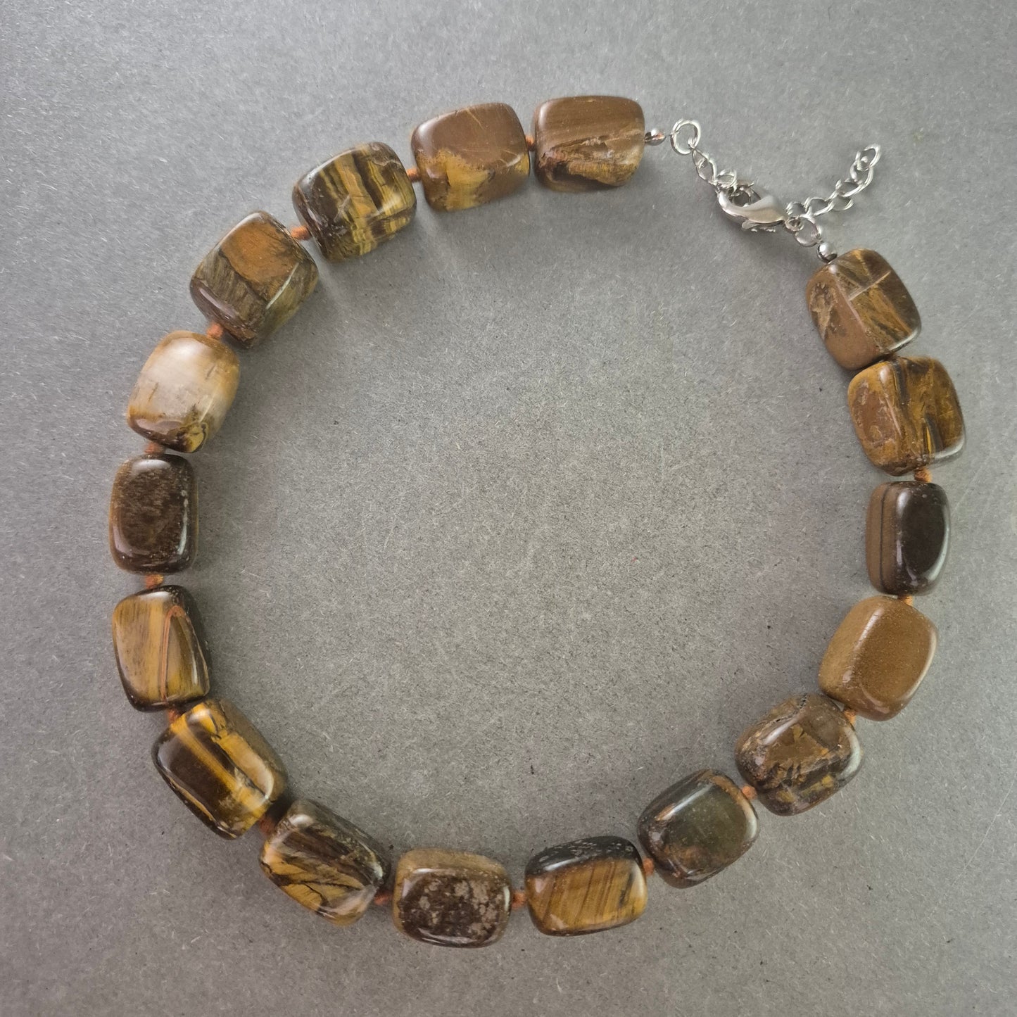 Damen Kette aus Tigerauge – Naturstein mit Schimmer