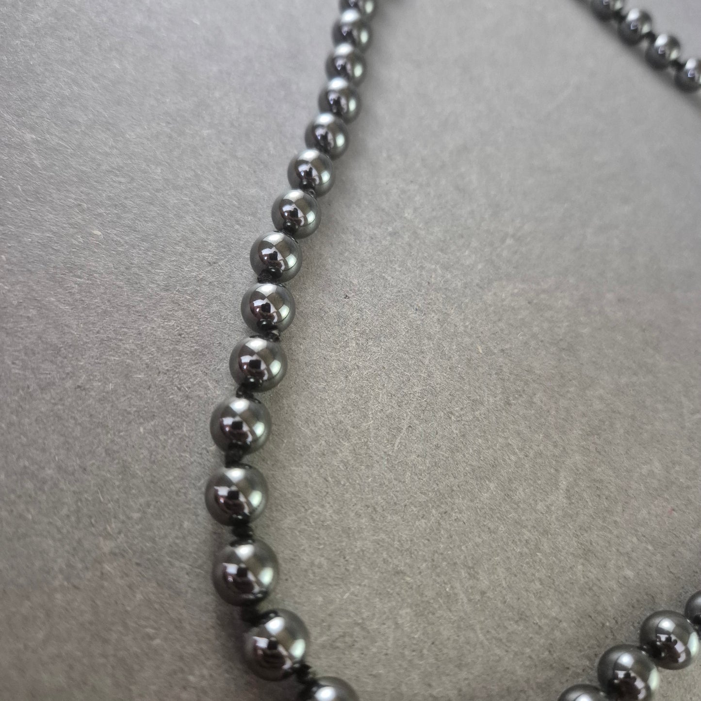 Damen Halskette – Schwarze Hämatit-Perlen