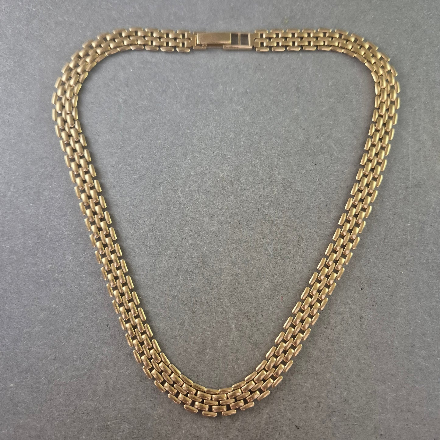 Elegante Damen Halskette goldfarben – Doppelreihiges Gliederdesign