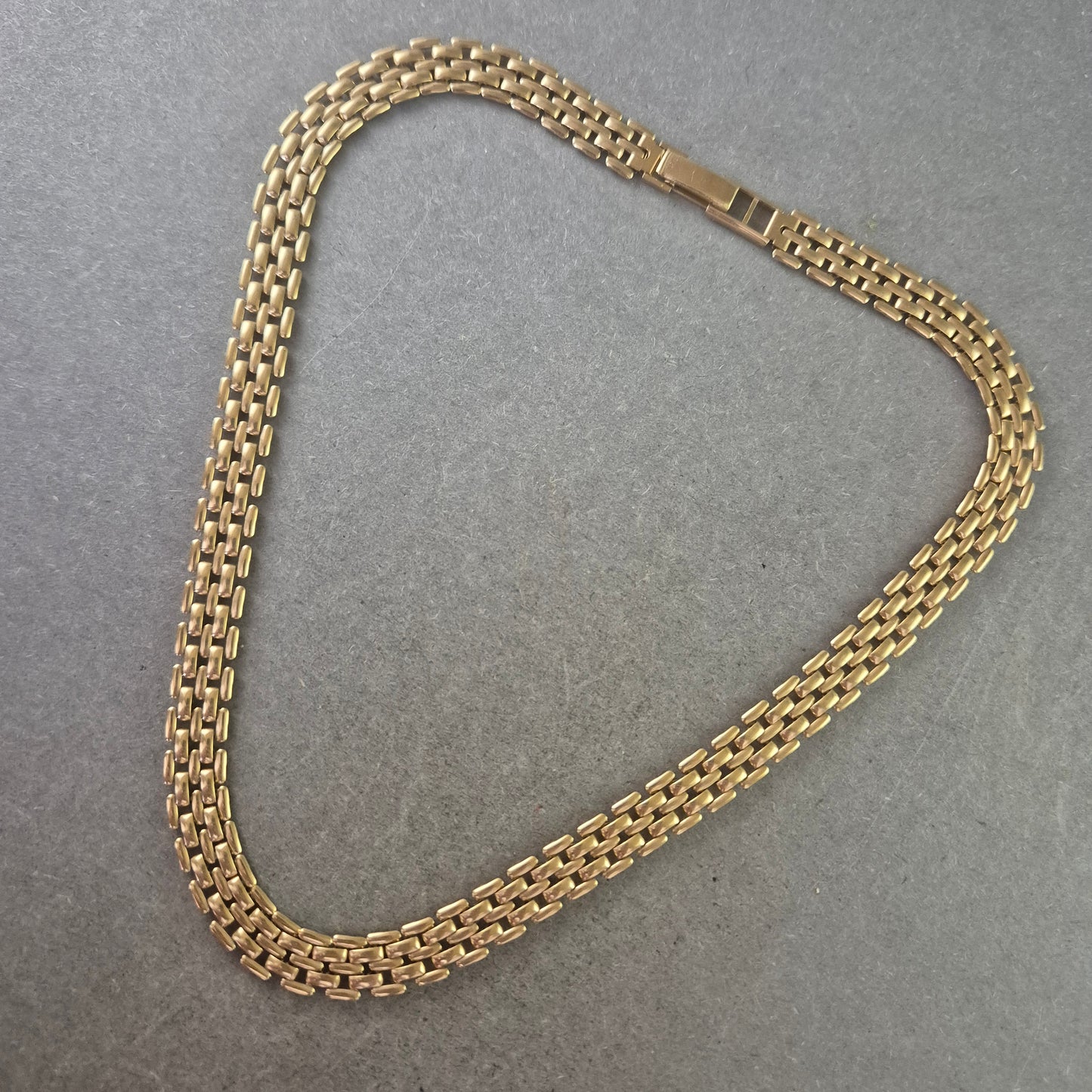 Elegante Damen Halskette goldfarben – Doppelreihiges Gliederdesign