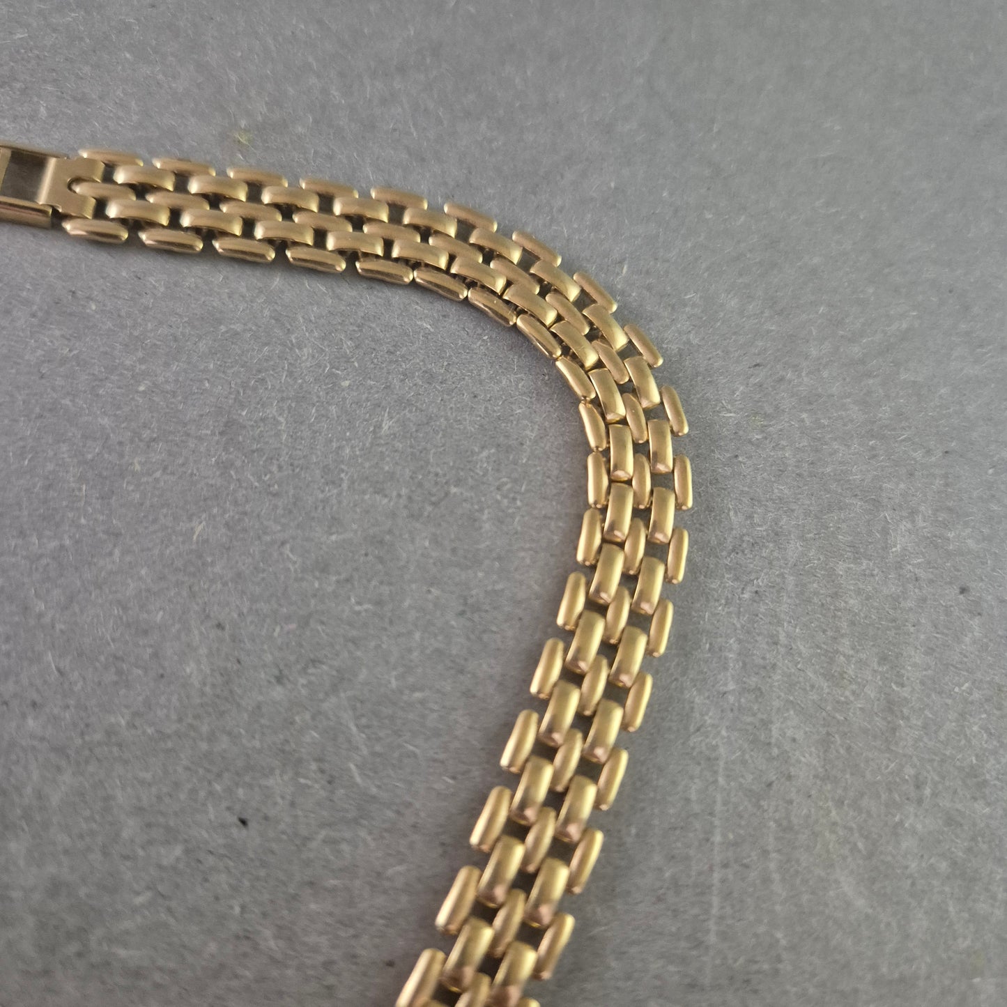 Elegante Damen Halskette goldfarben – Doppelreihiges Gliederdesign