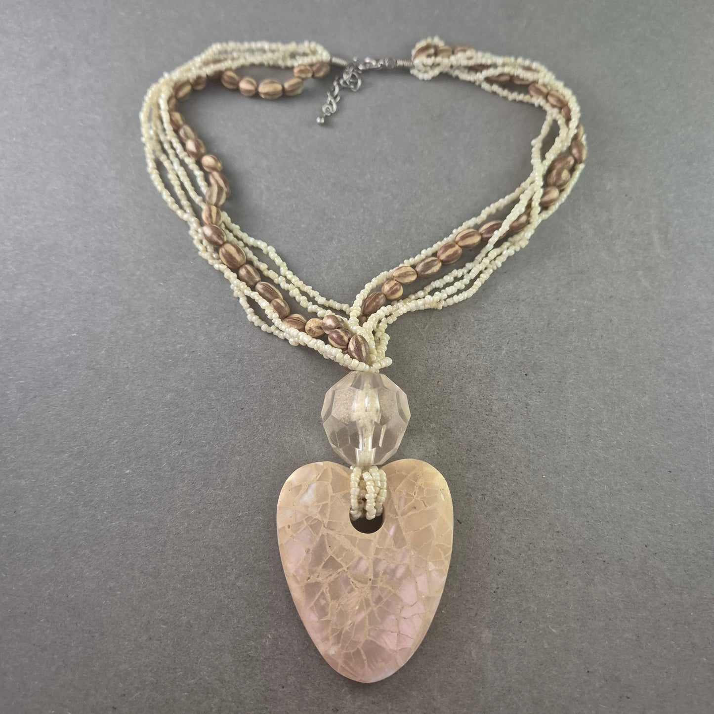 Damen Halskette mit Herz Anhänger – Mehrreihig & Perlenmix