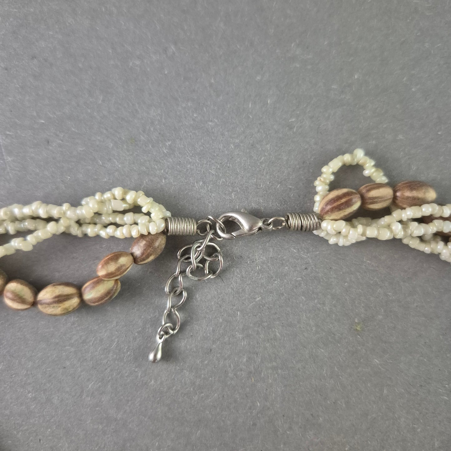 Damen Halskette mit Herz Anhänger – Mehrreihig & Perlenmix