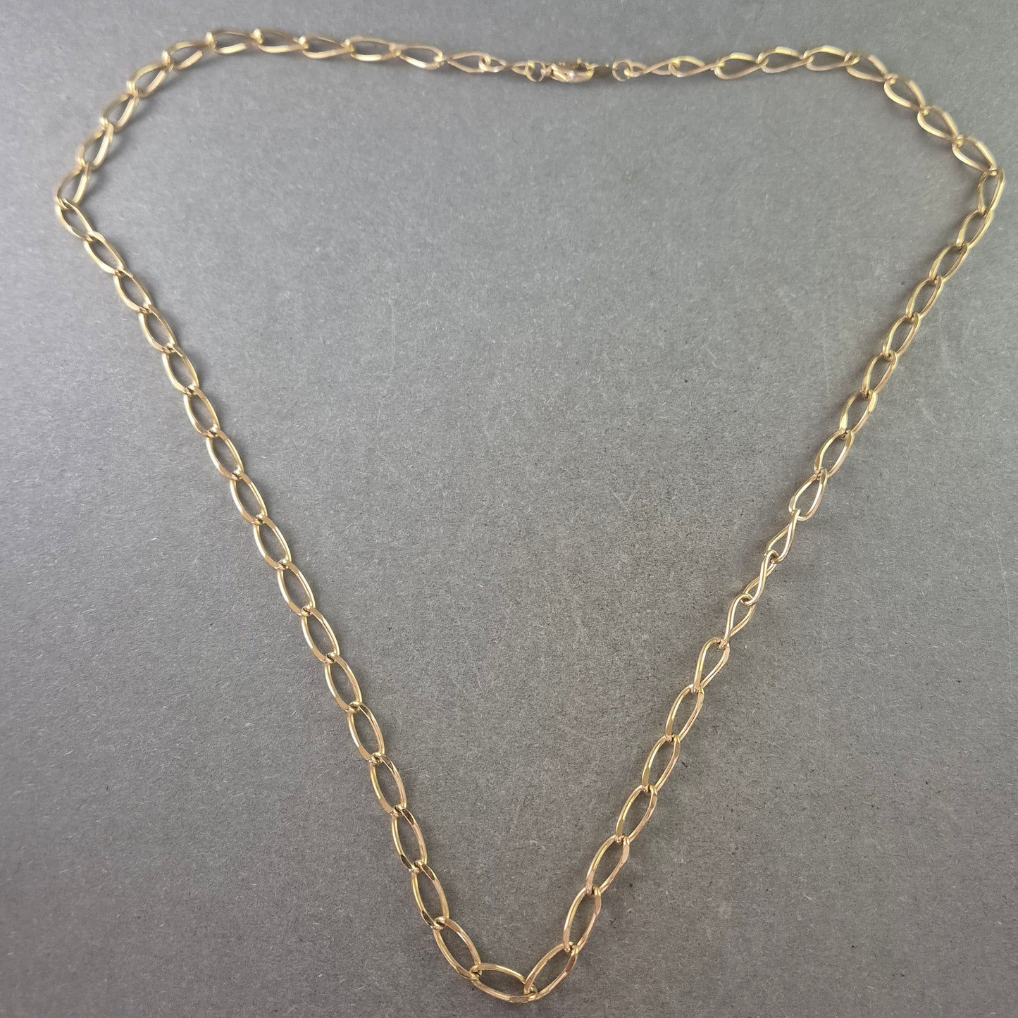 Damen Halskette goldfarben – Klassisches Gliederdesign