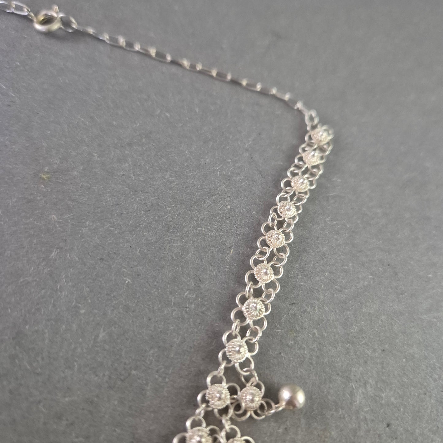 Damen Kette Silberfarben – Orientalisches Netzdesign mit Perlen