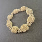 Elastisches Armband mit Rosenmotiv – Cremefarbenes Vintage-Design