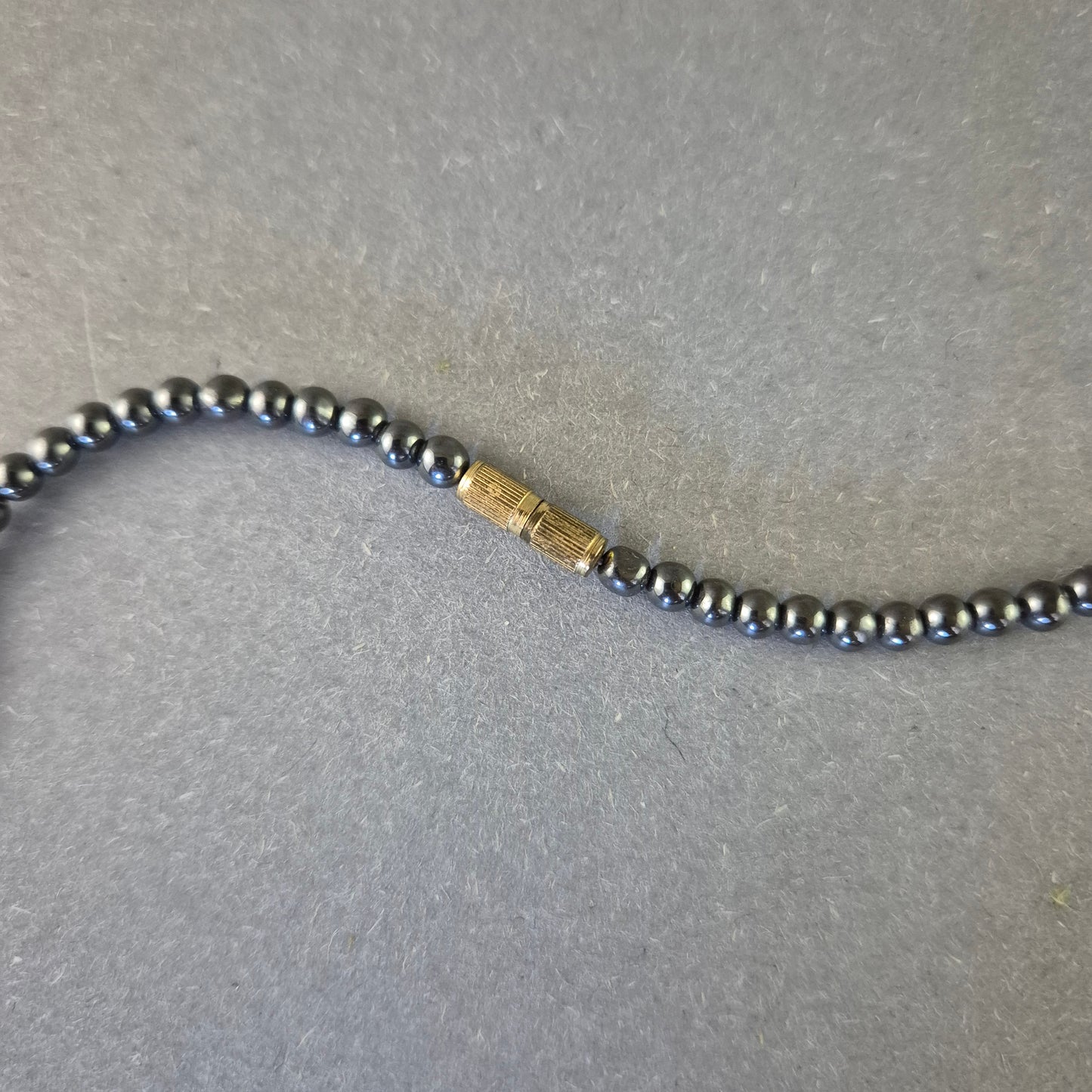 Damen Kette – Hämatit Perlenkette in klassischem Design