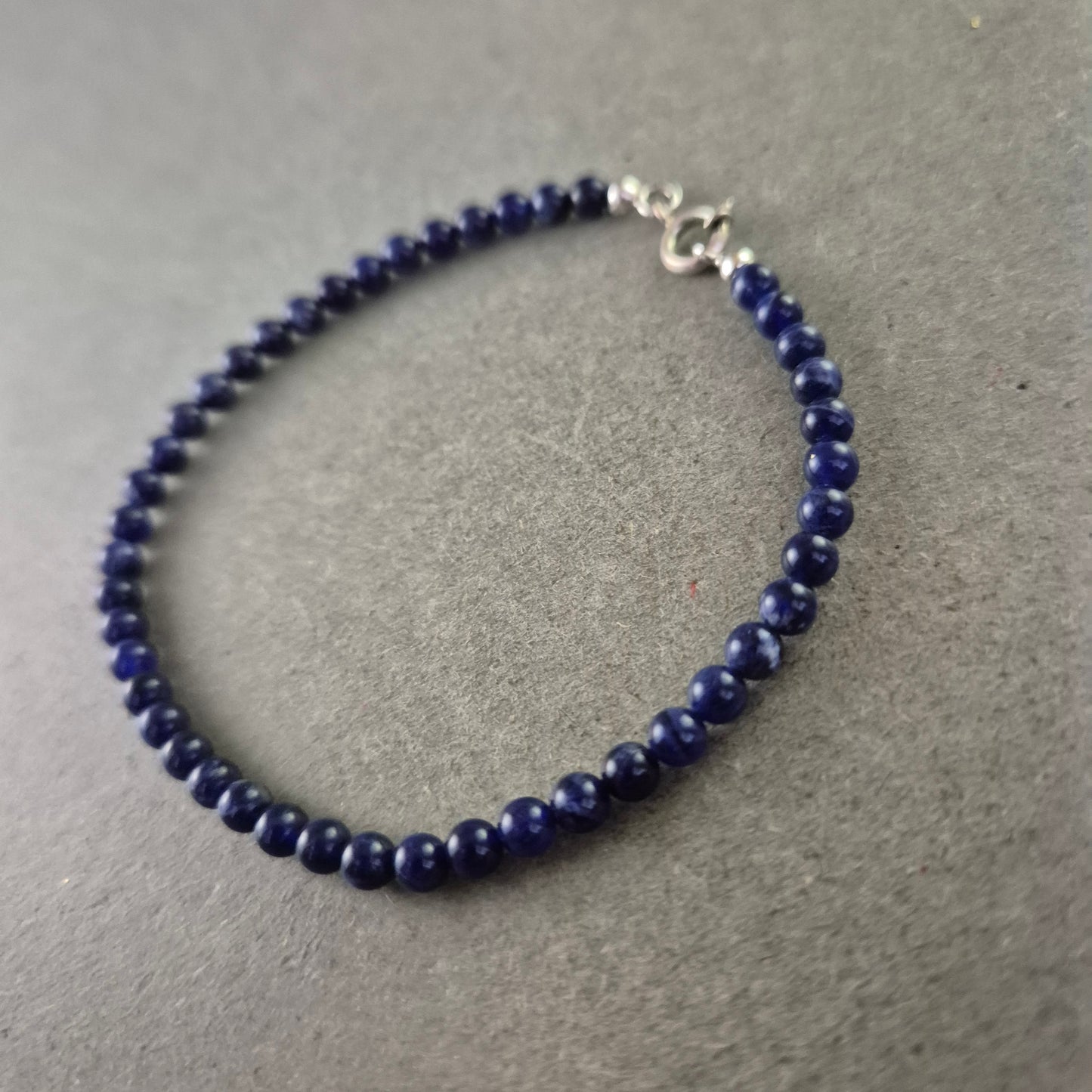 Damen Armband – Lapis Lazuli Edelsteinarmband in Blau