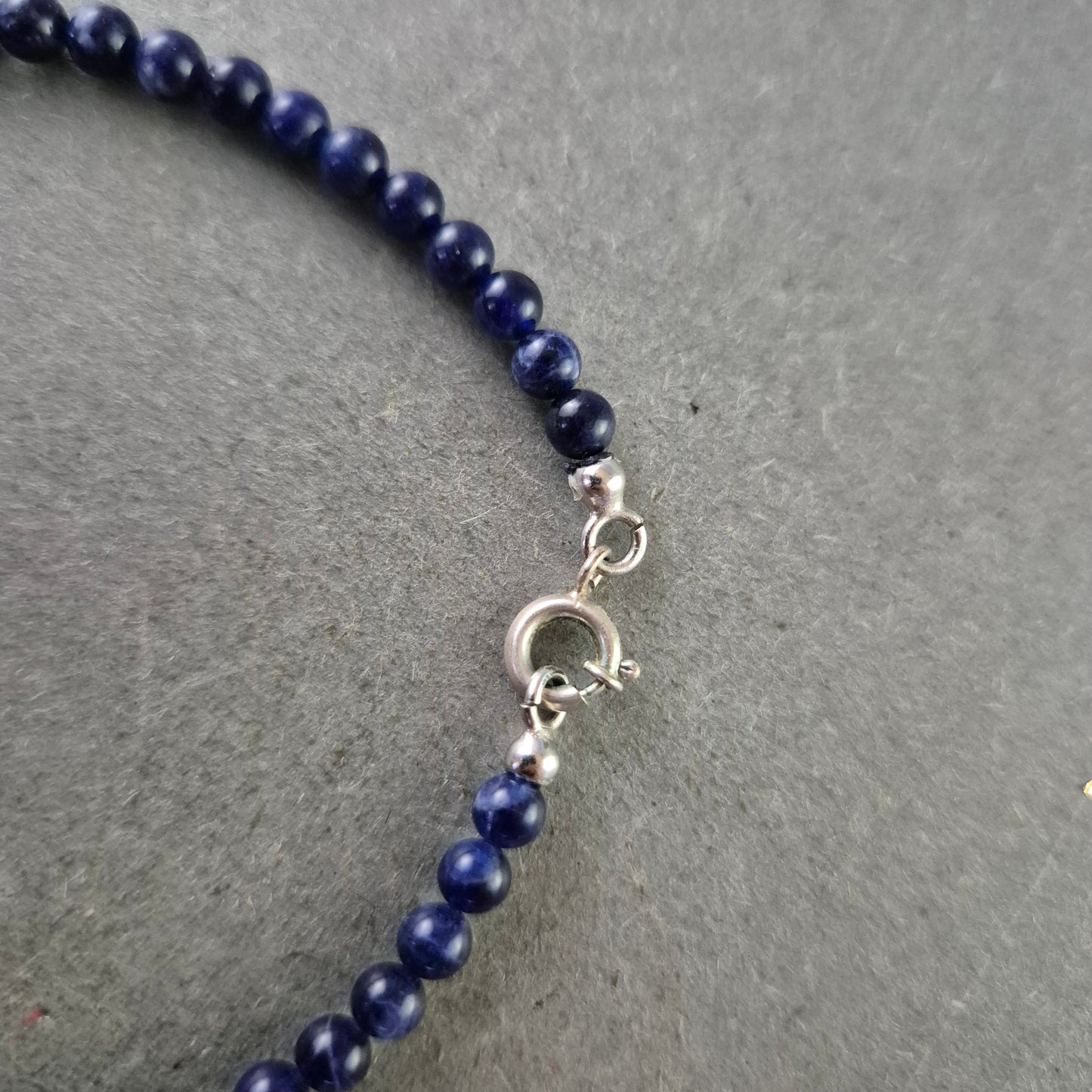 Damen Armband – Lapis Lazuli Edelsteinarmband in Blau