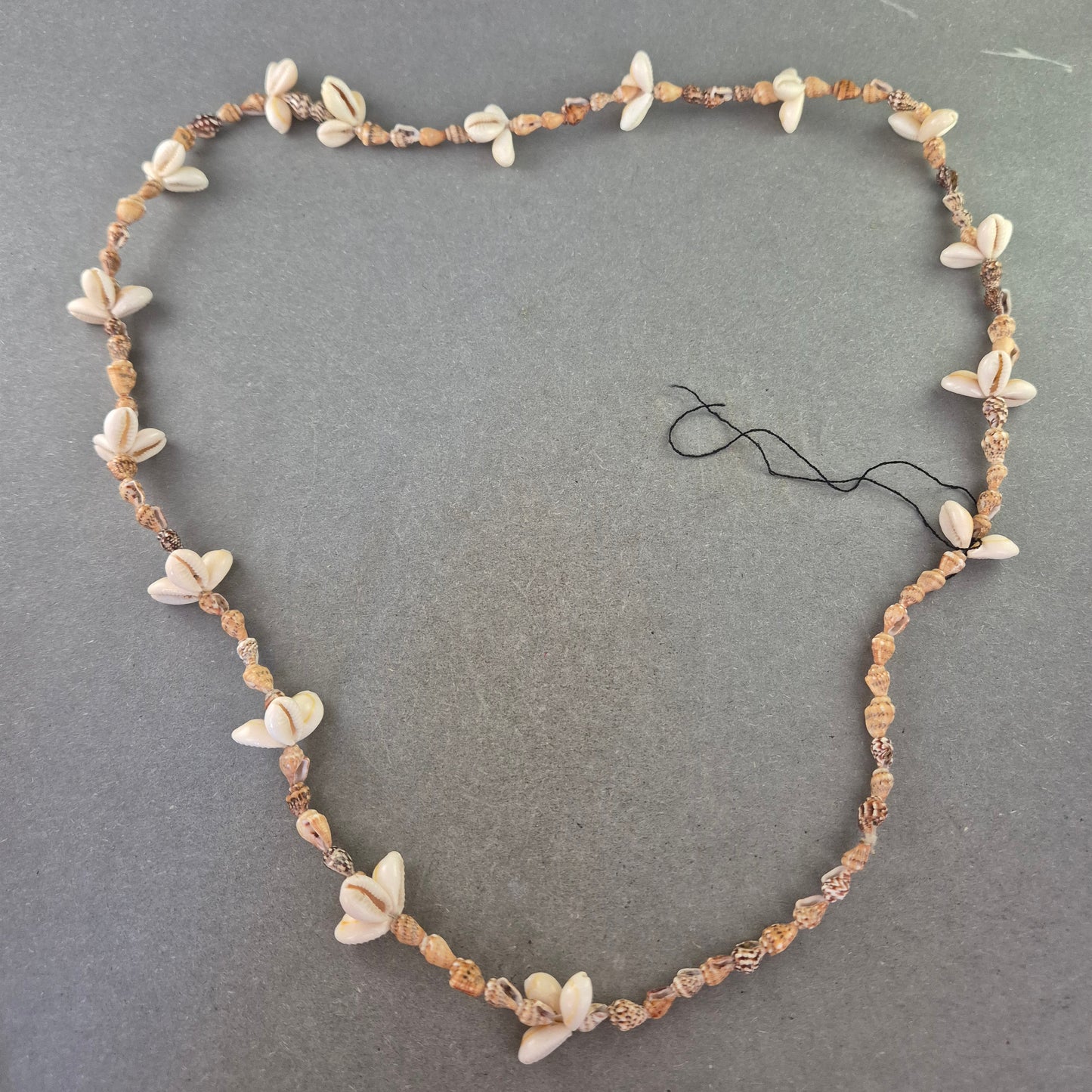 Handgefertigte Muschel Halskette – Maritimer Boho-Stil