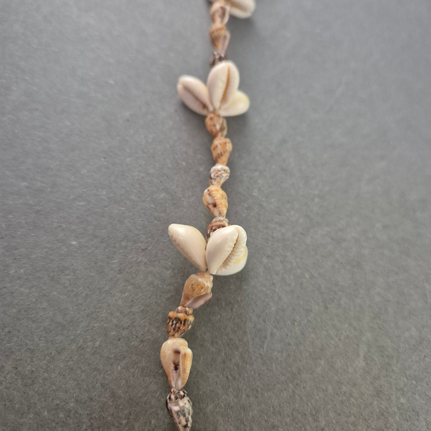 Handgefertigte Muschel Halskette – Maritimer Boho-Stil