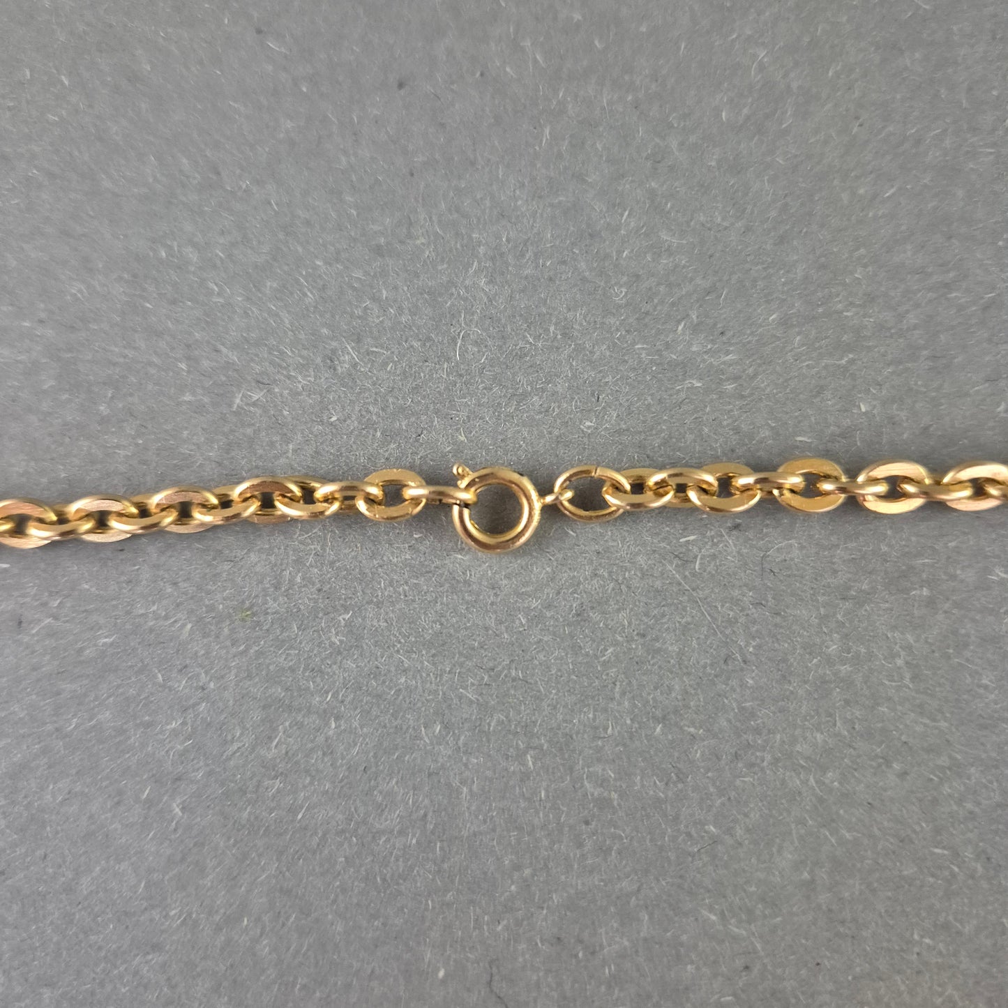 Vintage Kette mit abstraktem Mittelteil – Extravagant & Goldfarben