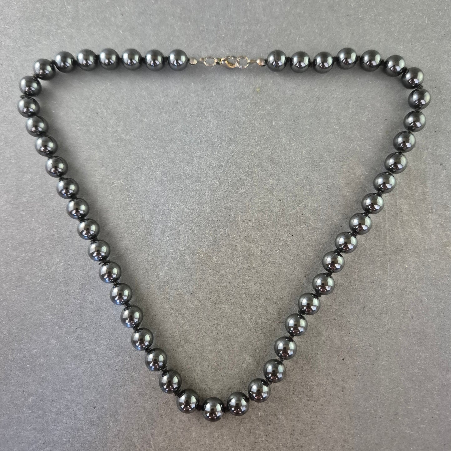 Elegante Hämatit Halskette – Kugelperlen, ca. 45 cm