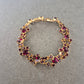 Vintage Armband mit roten Steinen – Elegantes Blumen Design