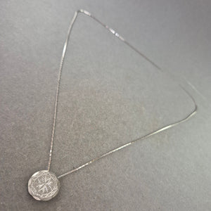 Vintage Kette mit rundem Anhänger – Graviertes Muster