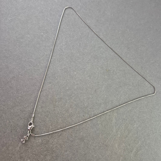 Feine Halskette mit Schlüssel Anhänger – Minimalistisches Design