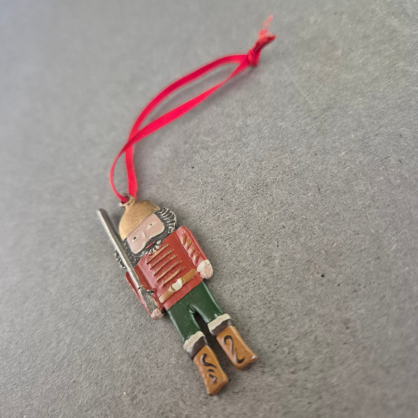 Weihnachtsanhänger Nussknacker – Handbemalt