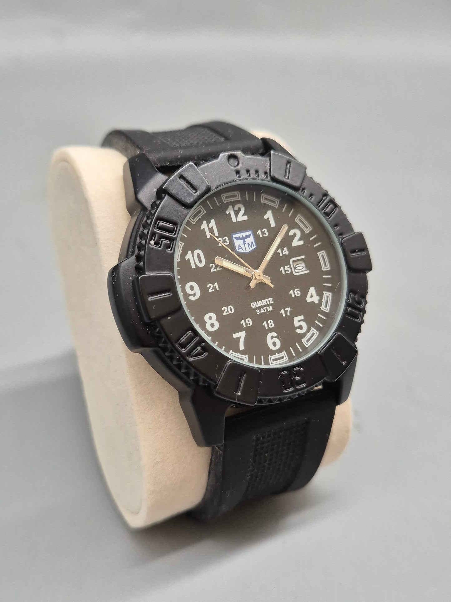 Sportliche Herren Uhr mit robustem Design und Datumsanzeige