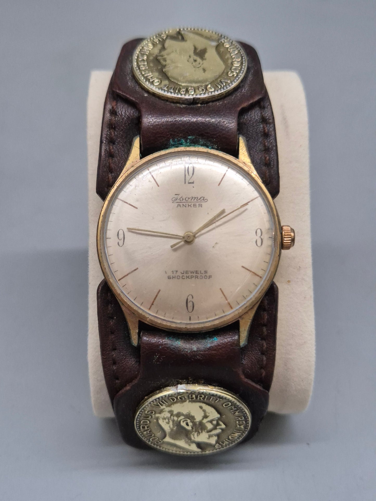 Vintage Isoma Herren Uhr mit Lederband und Münz-Applikation