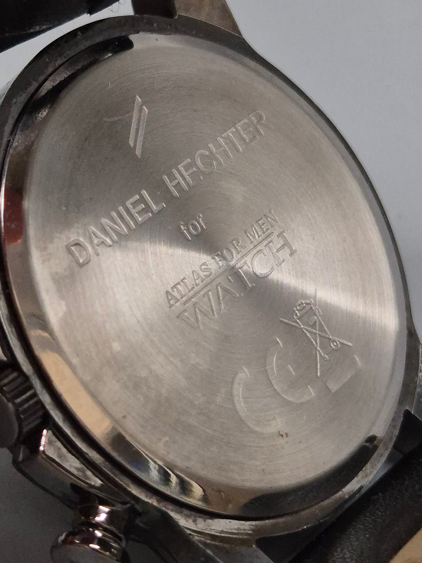 Sportliche Herren Uhr Daniel Hechter – Chronograph mit Lederband