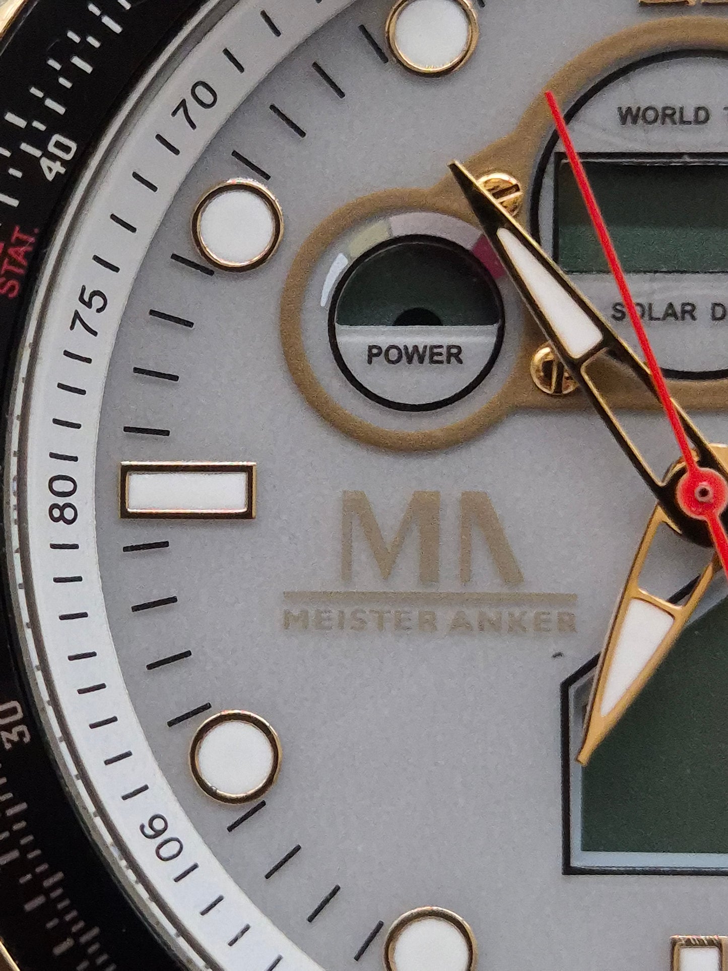 Moderne Meister Anker Radio‑Solar Herren Uhr – Titan, Funk & Weltzeit