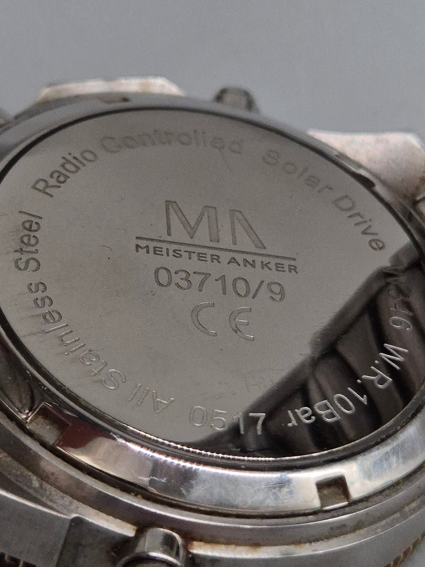 Moderne Meister Anker Radio‑Solar Herren Uhr – Titan, Funk & Weltzeit