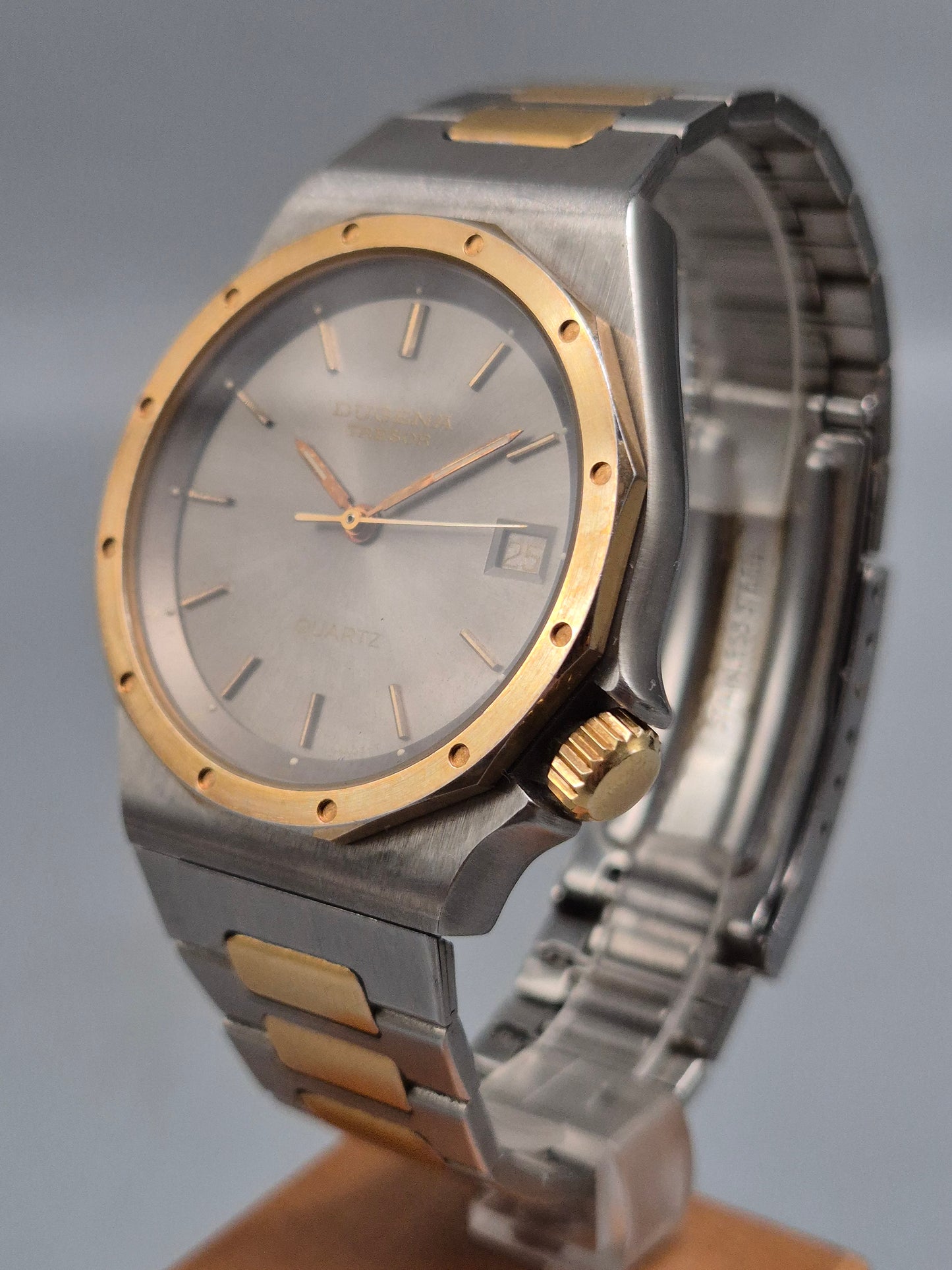 Dugena Tresor Herren Uhr – Zweifarbiges Design mit Schweizer Quarzwerk