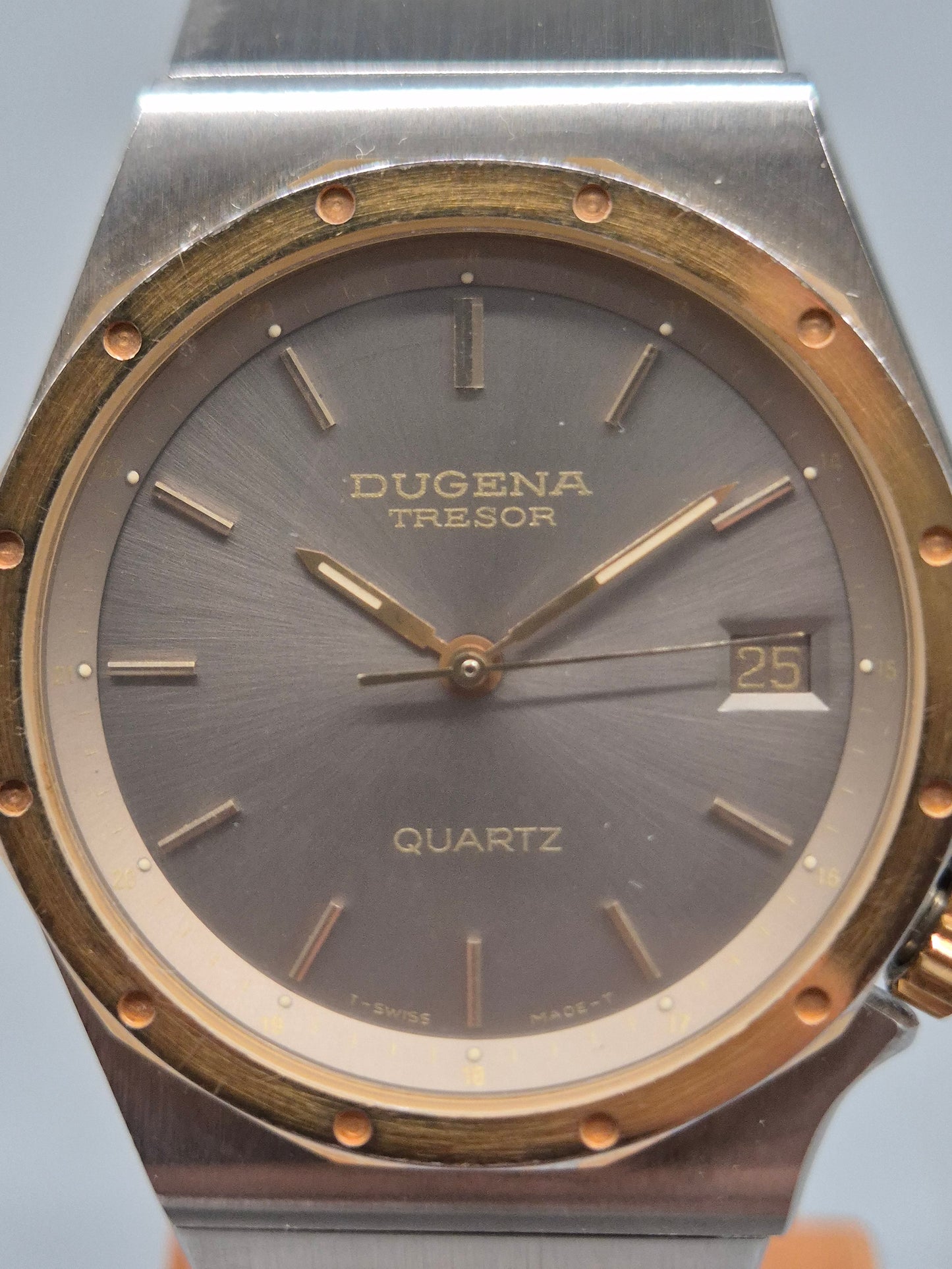 Dugena Tresor Herren Uhr – Zweifarbiges Design mit Schweizer Quarzwerk