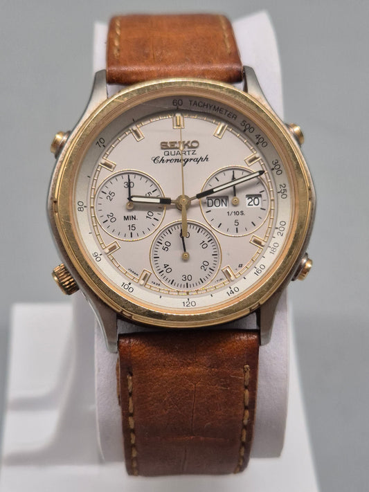 Seiko Quartz Chronograph – 7A38‑718L mit Vintage Lederband & Tachymeter
