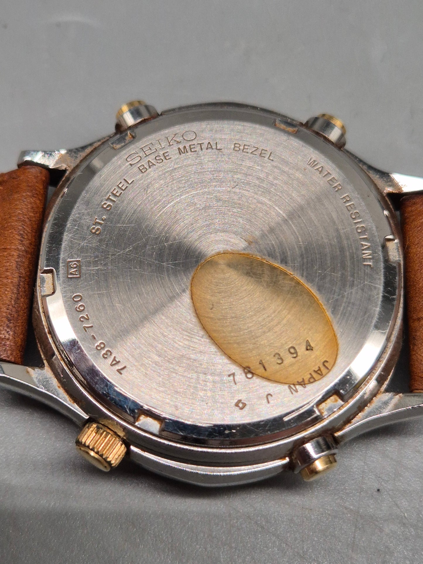 Seiko Quartz Chronograph – 7A38‑718L mit Vintage Lederband & Tachymeter